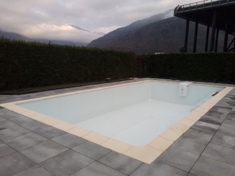 Entreprise spécialisée dans la rénovation de piscine sur Albertville