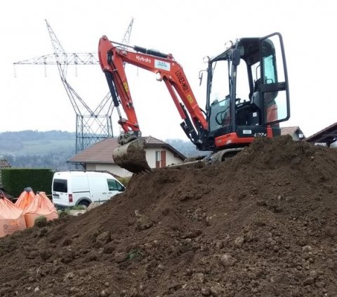 Travaux de démolition de maison par maçon, MCM Bâtiment Annecy