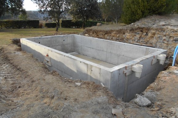 Construction de piscine en béton armé, MCM Bâtiment à Chambéry