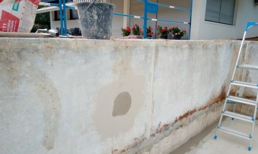 Création d'escalier en béton pour piscine à Albertville  - MCM Bâtiment à Chambéry